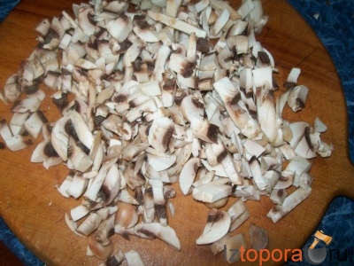 Жареные грибы в сметане