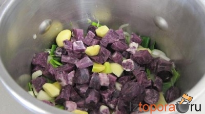 Картофельный суп с луком пореем и сливками