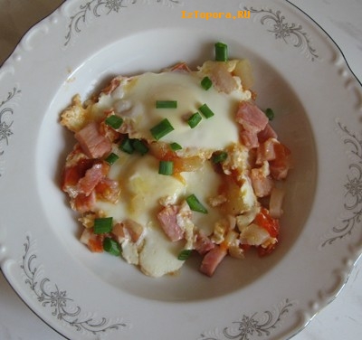 Яичница с грудинкой - Яичницы, омлеты - Закуски - Рецепты - Кулинарные рецепты - Из Топора.RU Яичница с грудинкой - Яичницы, омлеты - Закуски - Рецепты - Кулинарные рецепты - Из Топора.RU