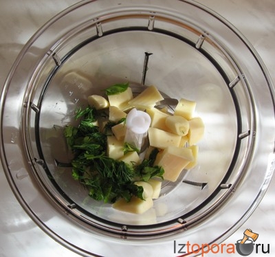 Рулетики из ветчины с сыром - Колбасно-мясные закуски - Закуски - Рецепты - Кулинарные рецепты - Из Топора.RU Рулетики из ветчины с сыром