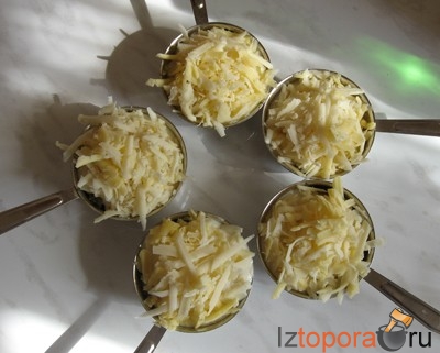Жульен грибной - Овощные закуски - Закуски - Рецепты - Кулинарные рецепты - Из Топора.RU Жульен грибной