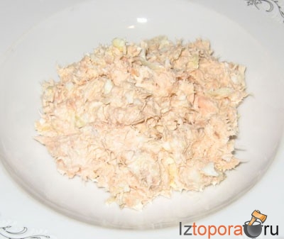 Салат из копченой горбуши - Салаты из рыбы - Салаты - Рецепты - Кулинарные рецепты - Из Топора.RU Салат из копченой горбуши - Салаты из рыбы - Салаты - Рецепты - Кулинарные рецепты - Из Топора.RU