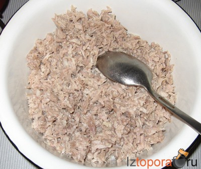 Салат из свинины с помидорами - Мясные и колбасные салаты - Салаты - Рецепты - Кулинарные рецепты - Из Топора.RU Салат из свинины с помидорами