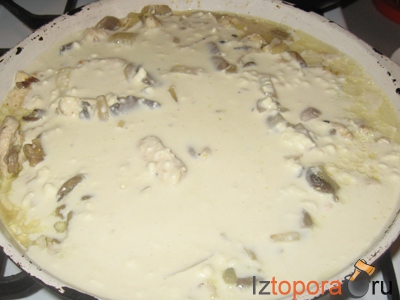 Жульен с курицей - Колбасно-мясные закуски - Закуски - Рецепты - Кулинарные рецепты - Из Топора.RU Жульен с курицей